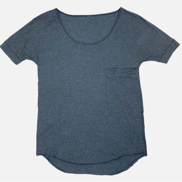 Lululemon Ravi Tee - Picture 1 of 8